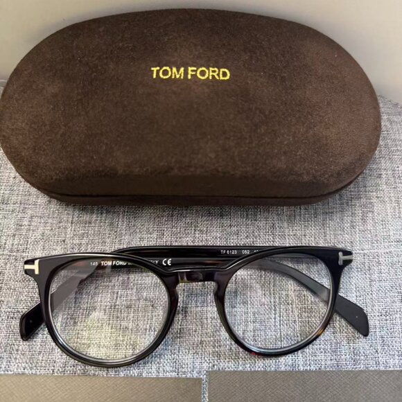 Tom Ford Tortoise Round Glasses - Viral Y2K Babe Vibe